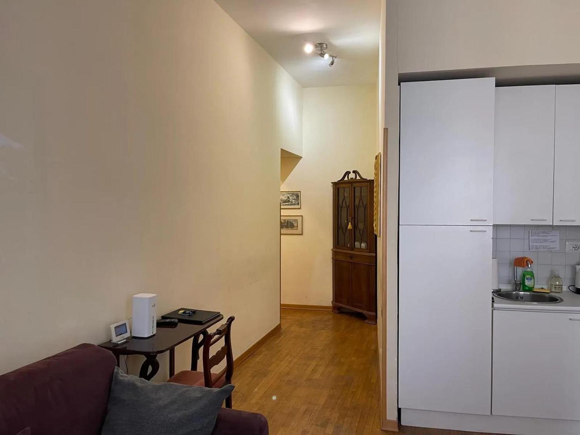 Lägenhet Charming Near The Colosseum 60 Sqm 4 Pers Air Conditiond