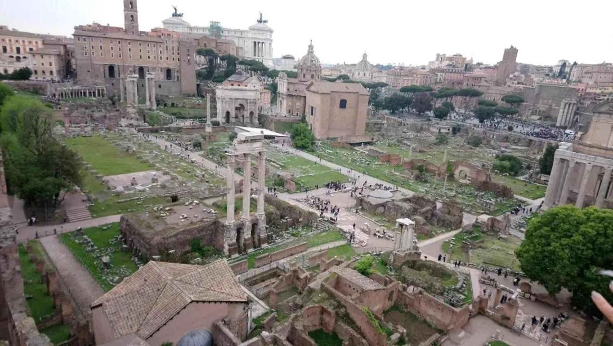 Charming Near The Colosseum 60 Sqm 4 Pers Air Conditiond Lägenhet *